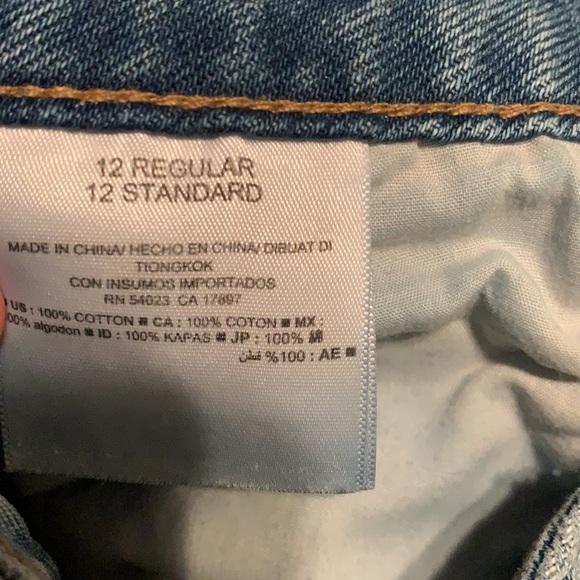 Cropped boyfriend jeans, size 12. - Picture 4 of 4